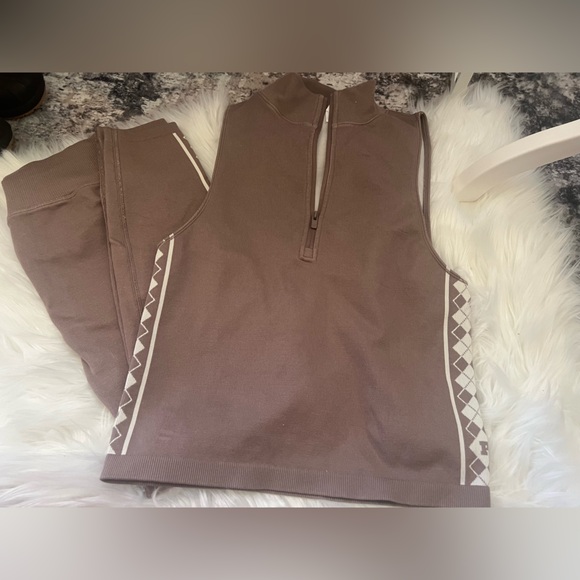 Pink workout set - Picture 1 of 4